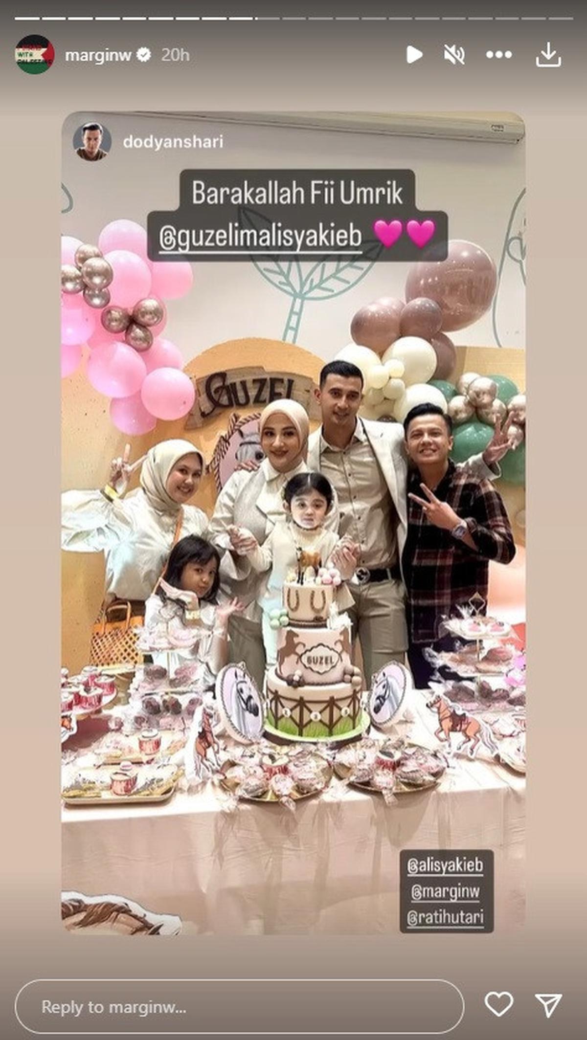 Dikelilingi Cinta Dari Banyak Orang