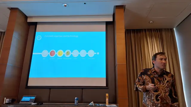 John Jose Memaparkan tentang Tetra Pak