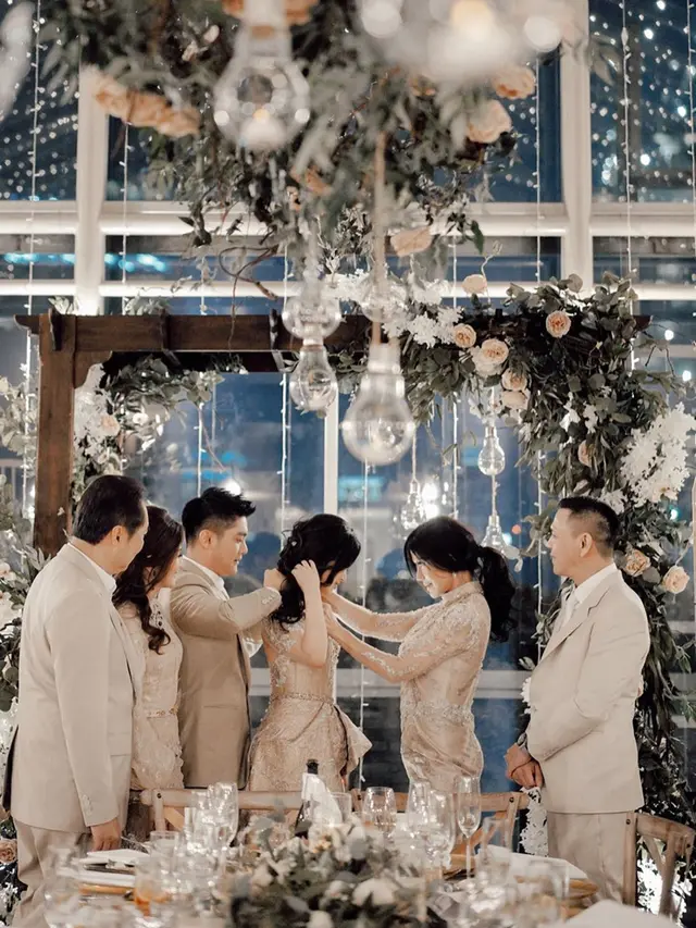 6 Momen Pertunangan Boy William dan Karen Vendela, Mewah