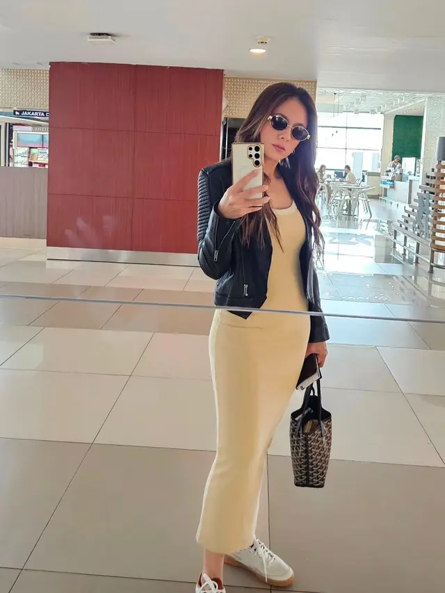 Deretan outfit Wulan Guritno yang bisa jadi referensi untuk tampil modis di berbagai kesempatan (Instagram/@wulanguritno)