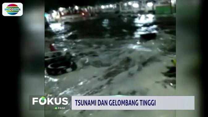 Detik Detik Tsunami Terjang Pantai Anyer Terekam Video 