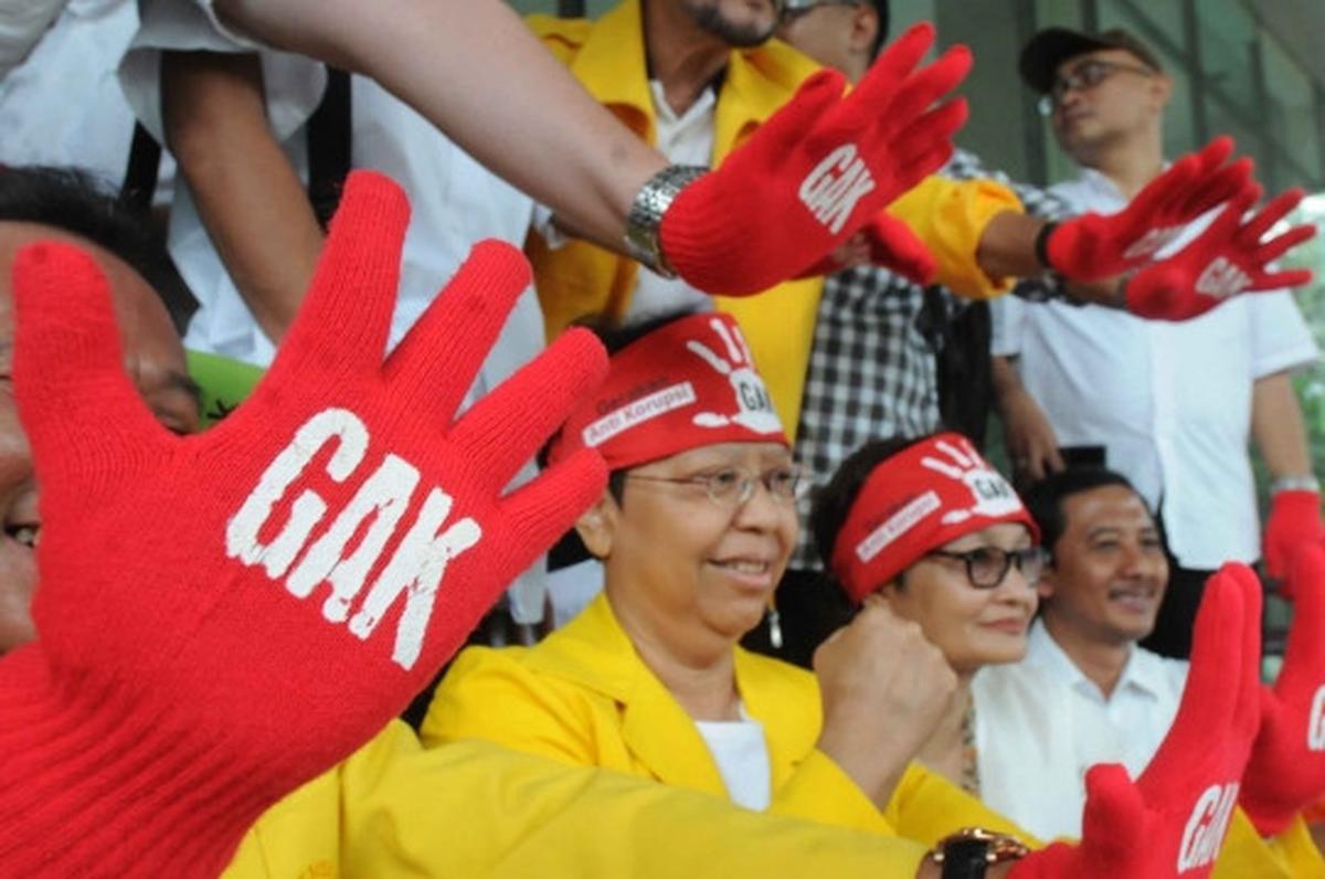 Aktivis antikorupsi desak KPK usut kasus Petral dan Freeport