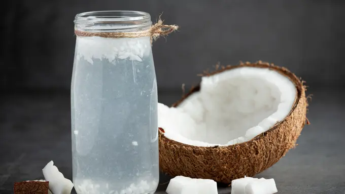 Waktu yang ideal untuk mengonsumsi air kelapa