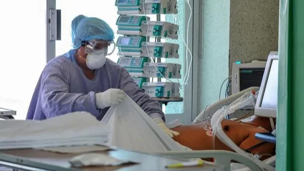 Hanya saja, sejauh ini jumlah tenaga kesehatan itu yang sangat minim, terutama untuk dokter-dokter spesialis.