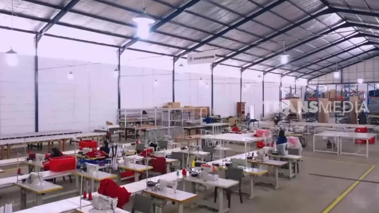 Dede dan Boiyen Melongo Melihat Pabrik Furniture dan Clothing Baju Crazy Rich Malang, Momo Eks Geisha Luasnya 8 Hektare