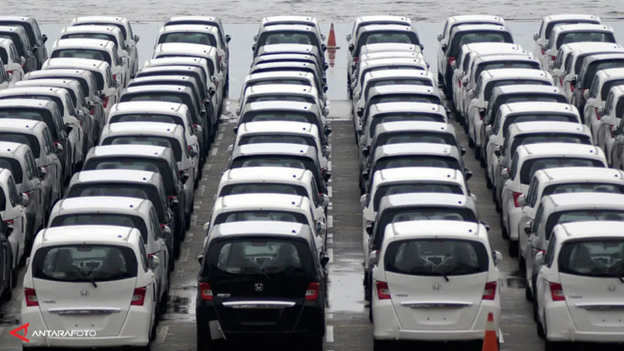 3-multiple-mobil-murah-131224c.jpg