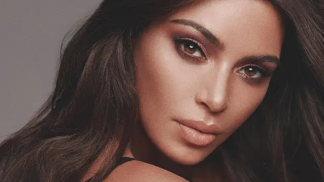 [Bintang] Kim Kardashian