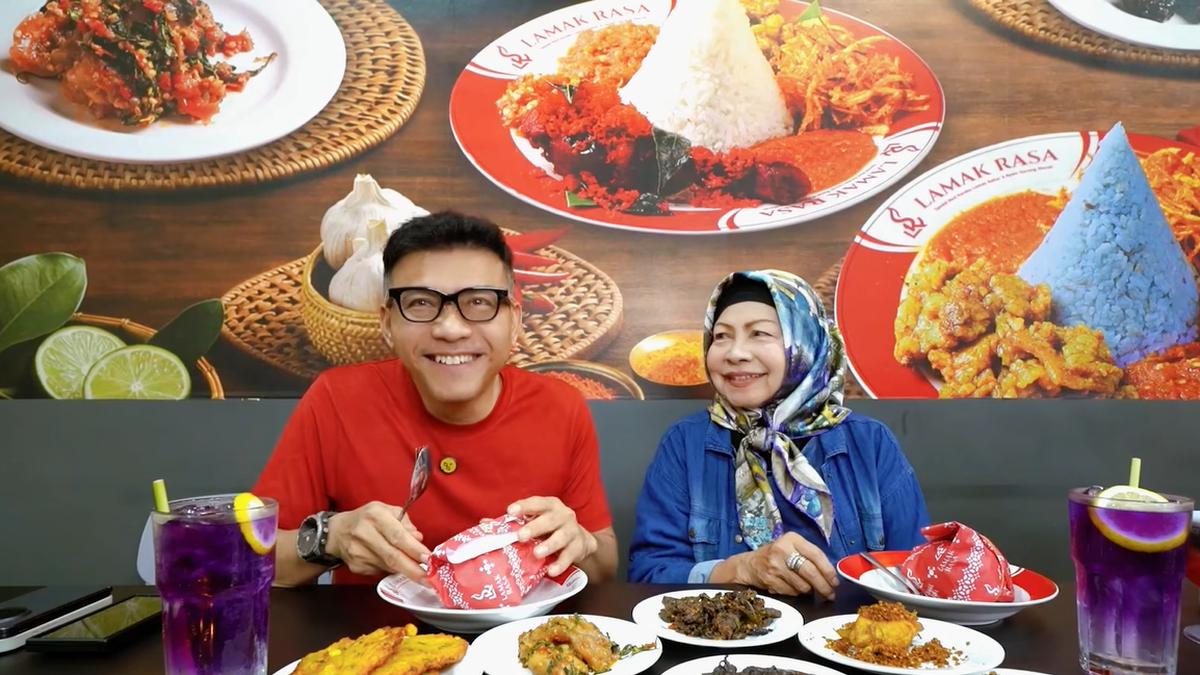 6 Potret Warung Nasi Aurel Hermansyah, Desain Mencolok yang Jadi Magnet Pengunjung