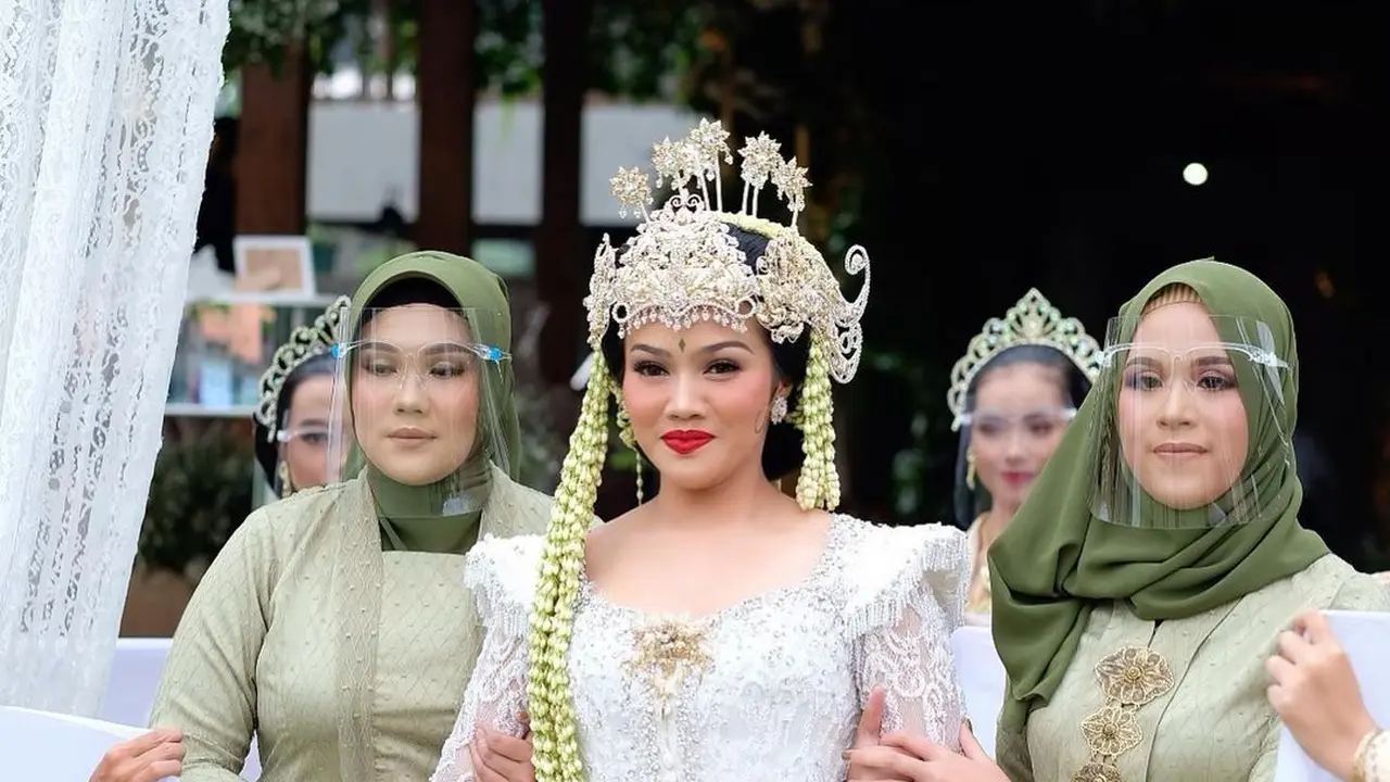 [Fimela] Yura Yunita dan Donne Maula