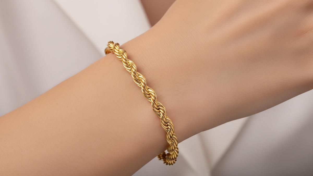7 Model Gelang Emas 5 Gram Bangle Polos yang Elegan tapi Berkilau