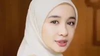 Memerankan Siti Raham, Laudya Cynthia Bella menghadapi sejumlah tantangan dari merias wajah selama 4 jam hingga dialog berbahasa Minang. (Foto: Dok. Instagram @laudyacynthiabella)