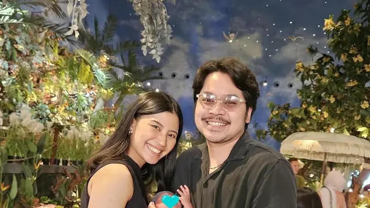 6 Potret Keisha Cinantya Vokalis Baru HIVI!, Ibu Satu Anak yang Menawan