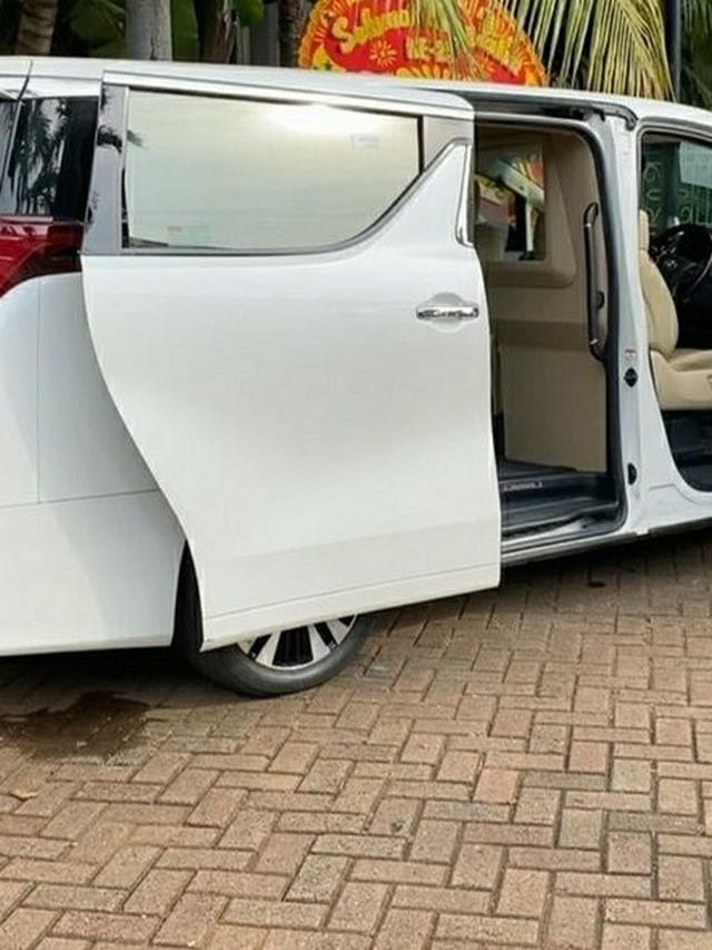 Protokol kesehatan Hotman Paris (https://www.instagram.com/p/CCr30yqFnYP/)