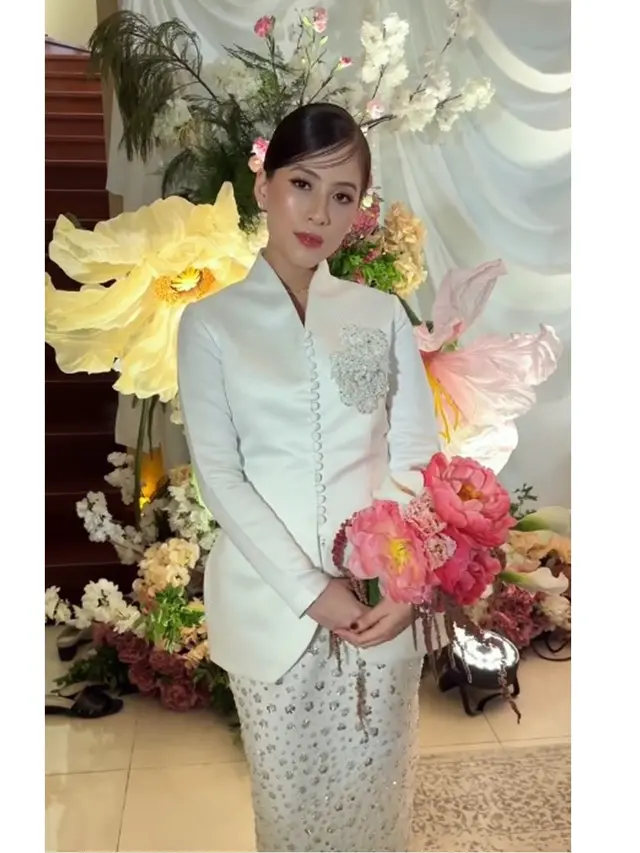Detail Penampilan Adhisty Zara di Hari Pernikahan