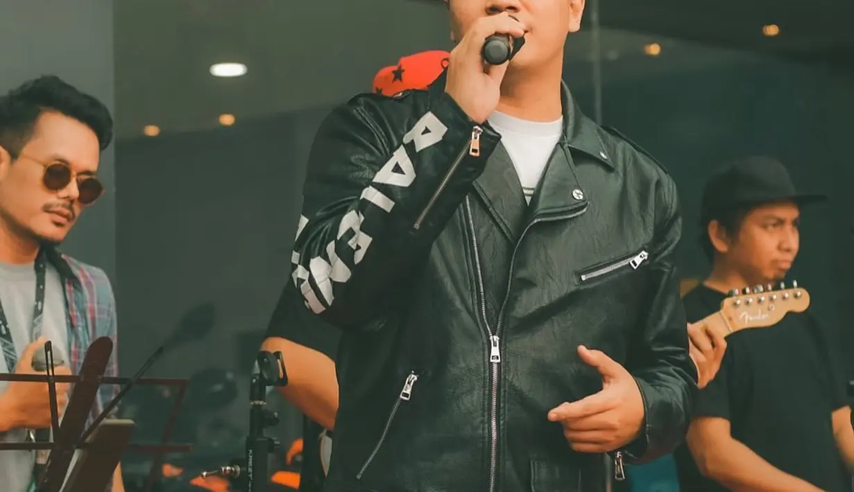 [Instagram/ressaherlambang]