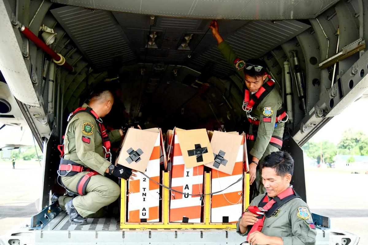 Satgas Penanggulangan Bencana Sumatera Bakal Distribusi Bantuan dengan Metode Heli Box