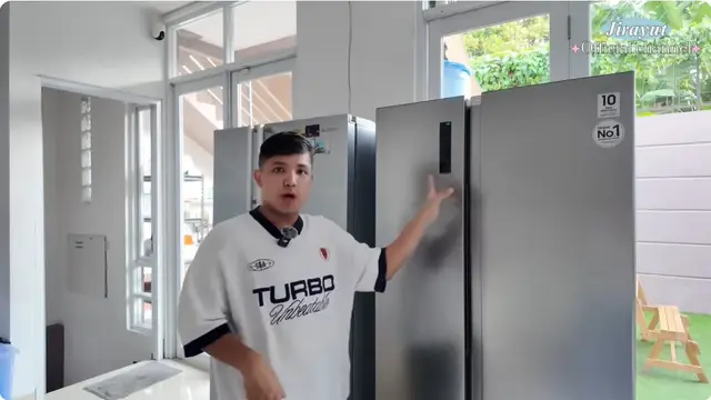 6 Potret Dapur dan Meja Makan Rumah Baru Jirayut, Ada di Area Indoor dan Outdoor