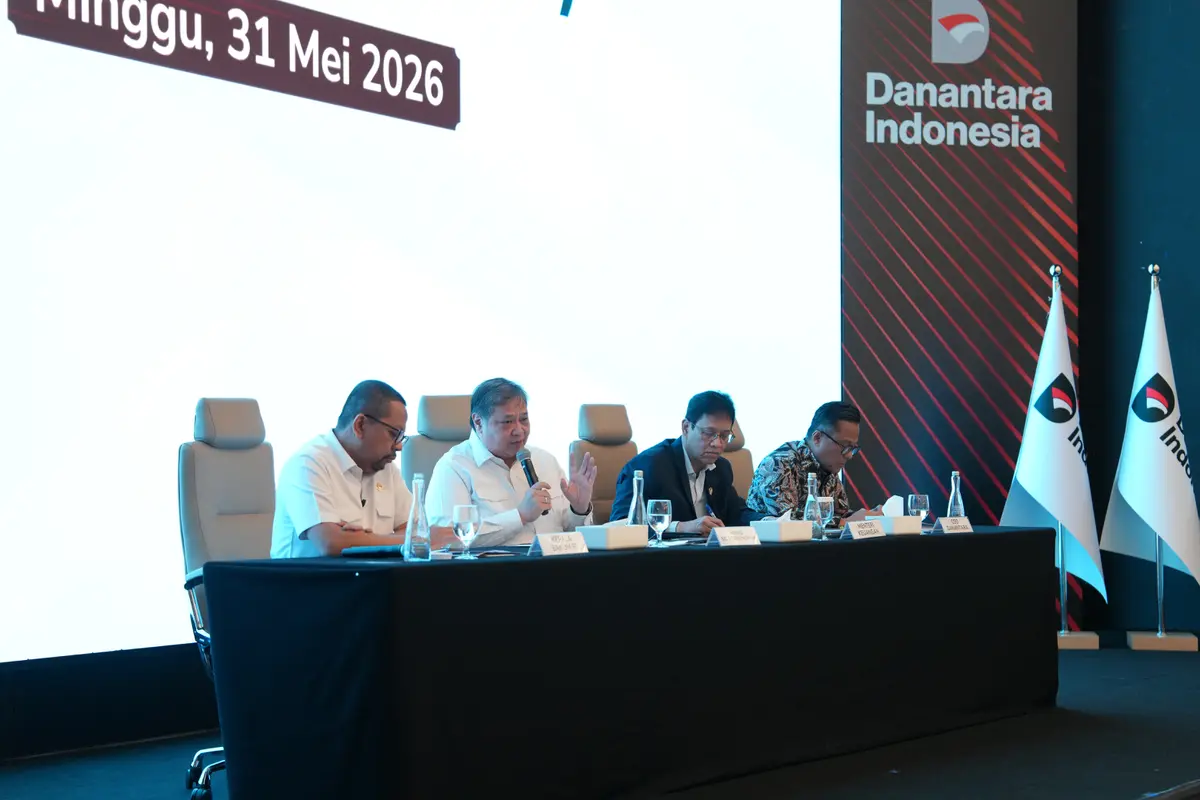 Menteri Koordinator Bidang Perekonomian Airlangga Hartarto dalam konferensi pers  Danantara Sumberdaya Indonesia , Minggu (31/5/2026). (Istimewa)