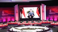 Presiden Joko Widodo menyampaikan sambutan dalam pembukaan 1st FMCBG Indonesia Presidensi G20 2022 (Panitia Nasional Presidensi G20 Indonesia).