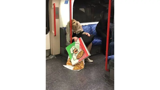 Potret 5 Makanan Tumpah Ini Bikin Nyesek Lihatnya