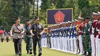 Kapolri Jenderal Listyo Sigit Prabowo dan Panglima TNI Jenderal Andika Perkasa menghadiri upacara Wisuda Prabhatar Akademi TNI dan Akademi Kepolisian Tahun 2022 di Magelang, Jawa Tengah, Senin (31/11/2022). (Ist)