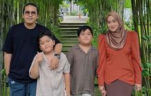 Selalu Kompak Meski Sudah Cerai, Potret Ririe Fairus & Ayus Rayakan Ultah Anak Bersama - Beberkan Fakta Soal Mantan Suami