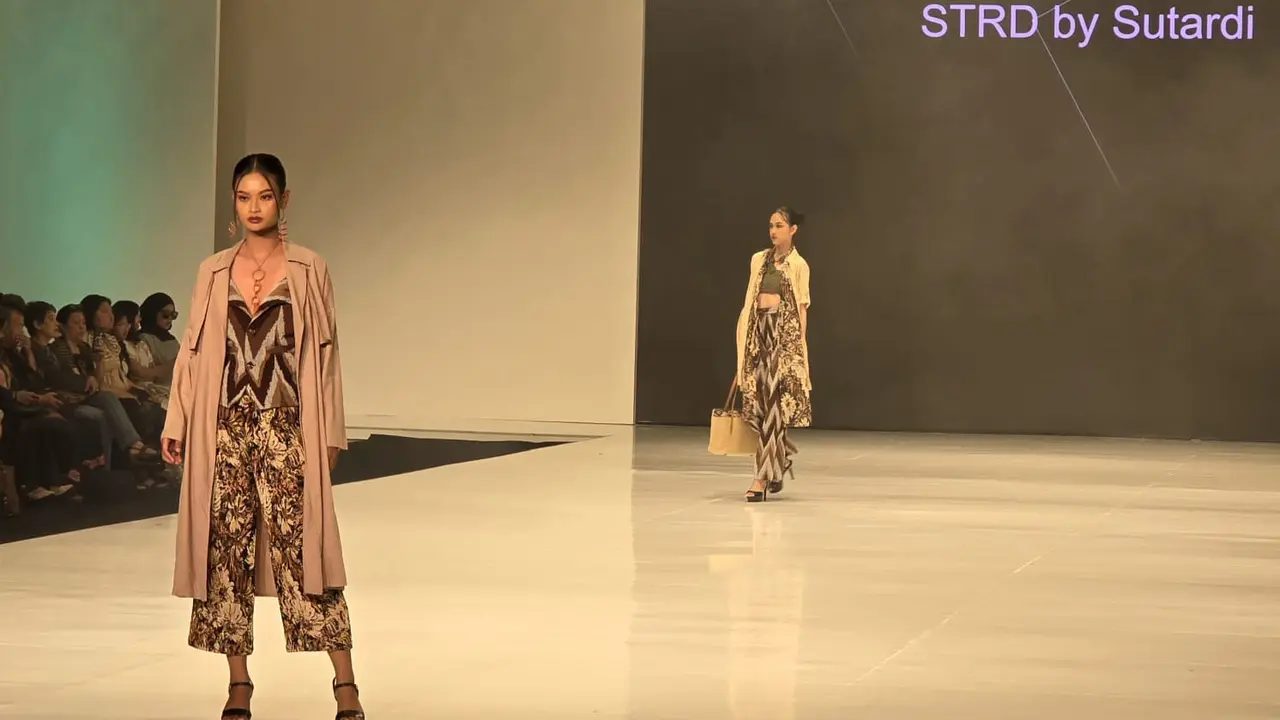 Jogja Fashion Week 2024