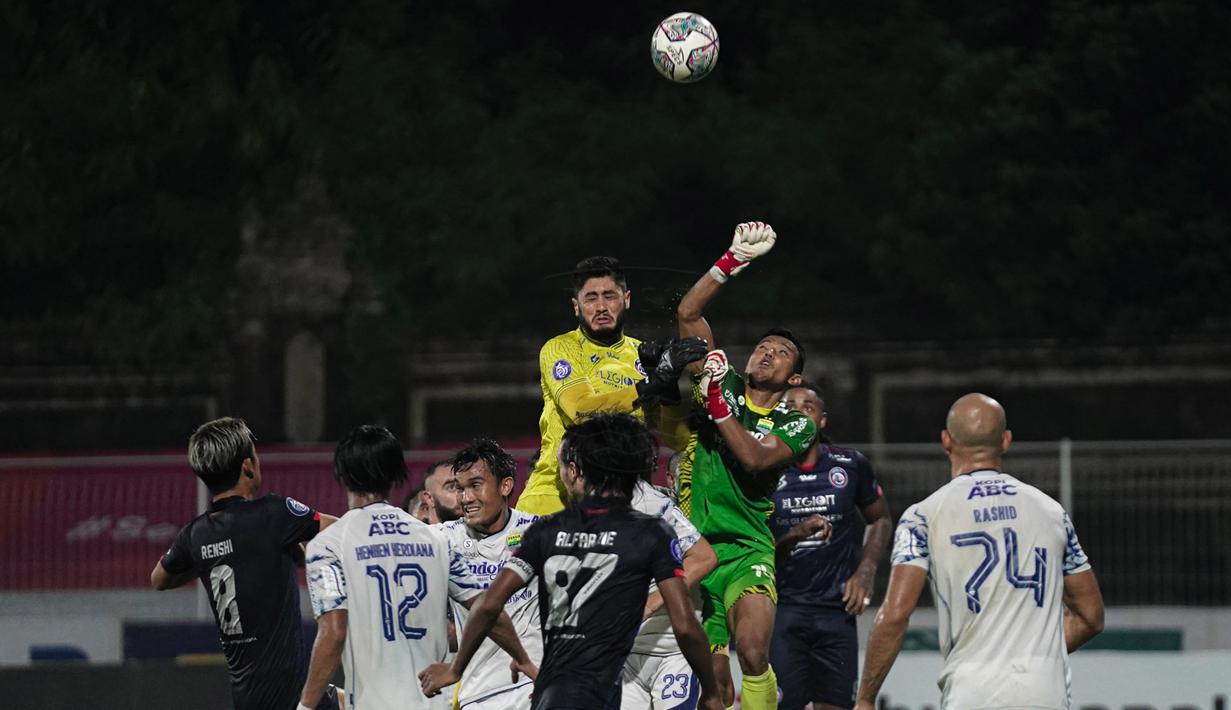 Saat laga mendekati menit-menit akhir, Bruno membuat gol keduanya pada menit ke-83 sehingga Maung Bandung berbalik unggul. Kedudukan 1-2 bertahan hingga pertandingan berakhir. (Dok. Persib)