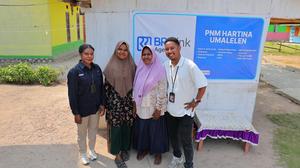 Kisah Ragaia Sosir Menguatkan Ekonomi Keluarga dan Perempuan Kampung Arar bersama PNM Mekaar