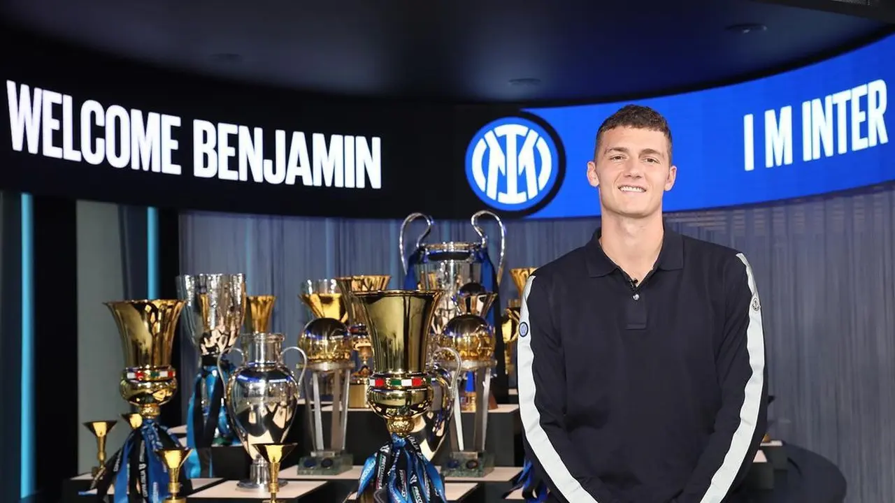 FOTO Bejamin Pavard - Inter Milan