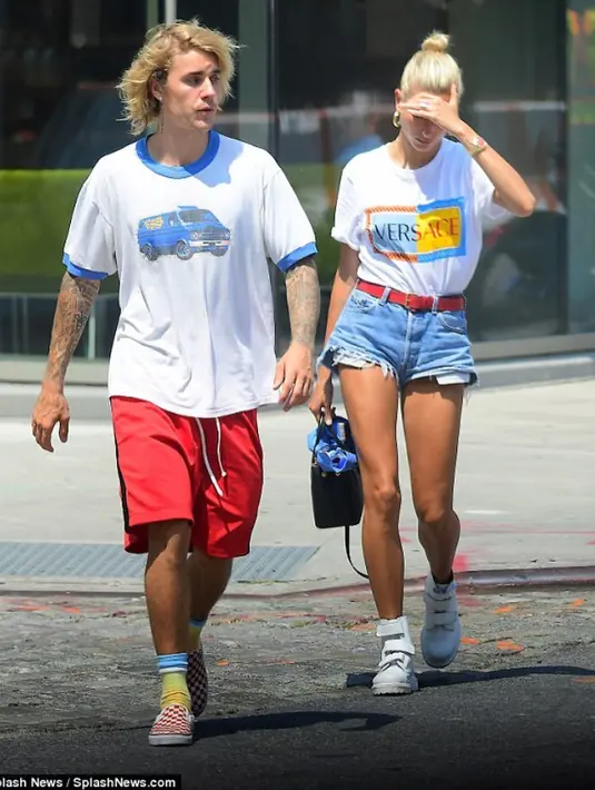 Para wartawan pun langsung menanyakan apa yang terjadi sehingga membuat Justin dan Hailey terlihat bermuram durja. (instagram/justinbiebertrackerrr)