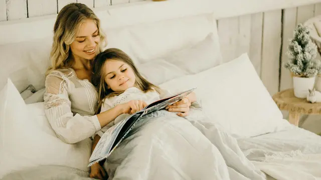 Konsisten Membacakan Buku untuk Anak