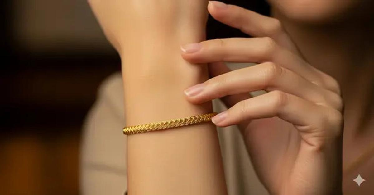 8 Model Gelang 2 Gram 24 Karat Tren 2025, dari Gaya Klasik hingga Minimalis