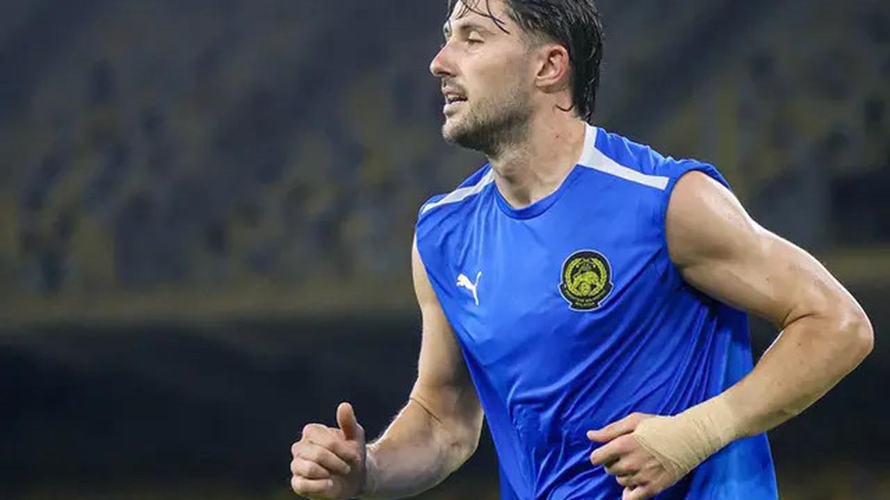 Pemain Naturalisasi Ilegal Malaysia Hilang dari Skuad Deportivo Alaves, Karier di La Liga Terancam