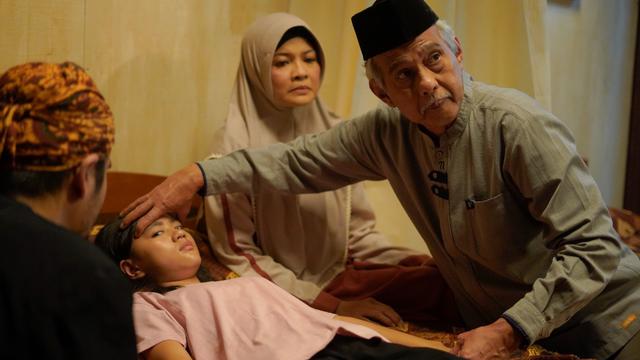 Akting Arswendy Beningswara di film Khanzab.