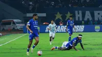 PSIM Kalah Tipis di Markas Persib, Jean Paul van Gastel Kecewa Berat: Kami Memulai dengan Sangat Buruk!
