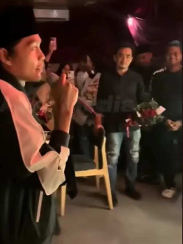 Gus Iqdam di Ultah Ning Nila (SS: YT ABRI Media)