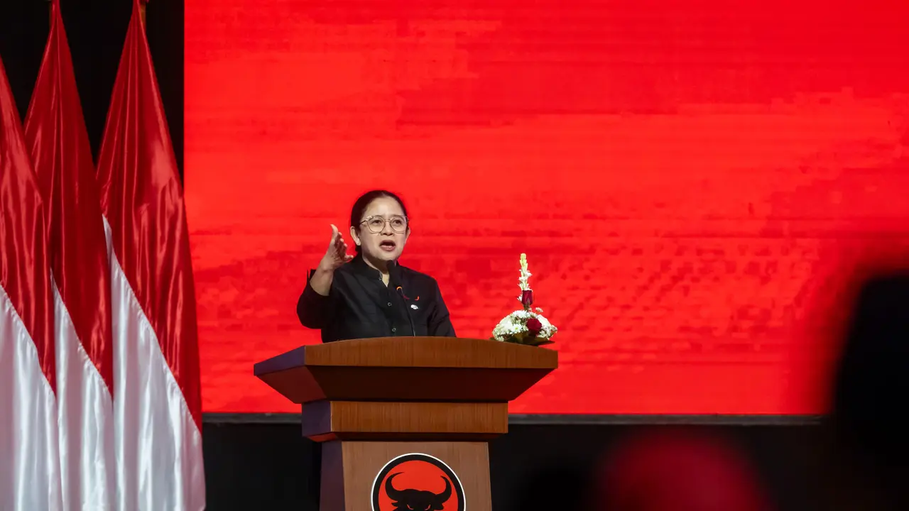 Puan Maharani Puan saat menutup acara Bimbingan Teknis (Bimtek) anggota legislatif PDIP di Bali Beach Convention Center, Denpasar, Rabu (30/7/2025).