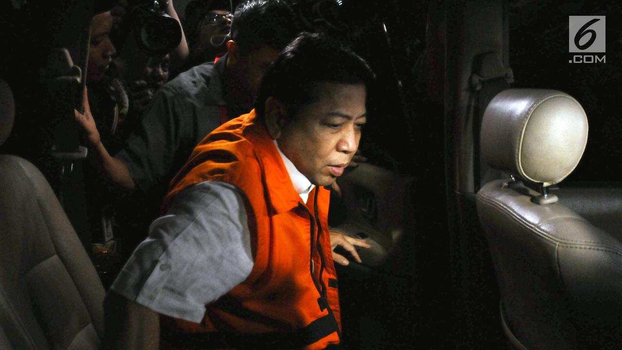 Ekspresi Setya Novanto Usai Diperiksa Dua Kasus Berbeda