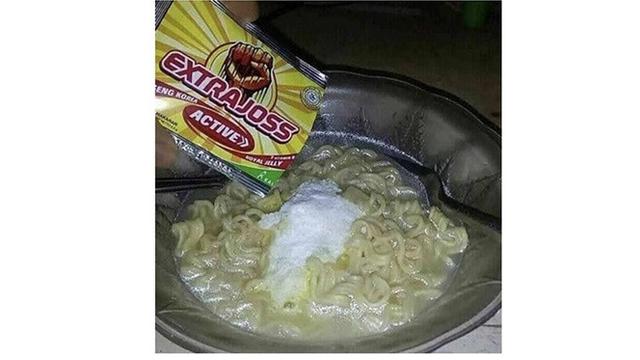 Potret 6 Mi Campur Makanan Lain Ini Indonesia Banget