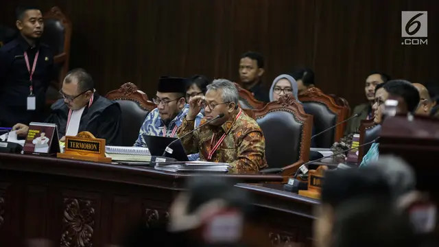 Kuasa Hukum KPU Paparkan Keterangan di Sidang Sengketa Pilpres
