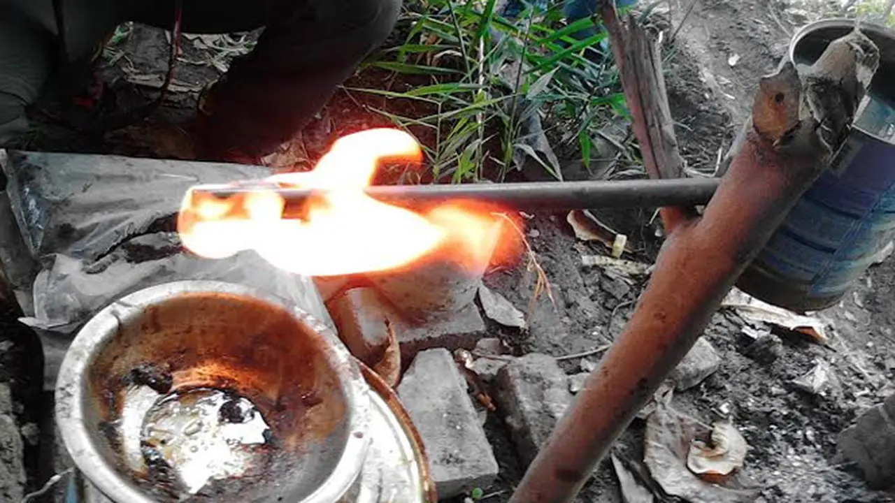 Mahasiswa Medan Ciptakan Bahan Bakar Aternatif dari Sampah