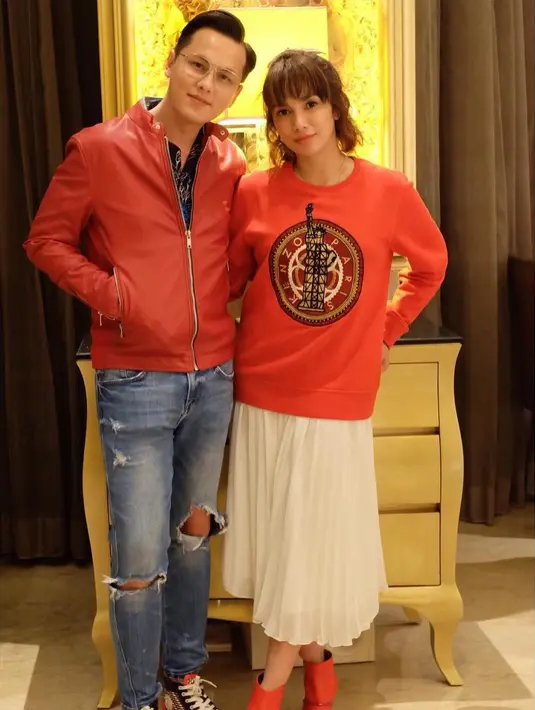 Ussy Sulistyawati dan Andhika Pratama