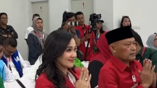Sherly Tjoanda Hadiri Penetapan Gubernur Maluku Utara