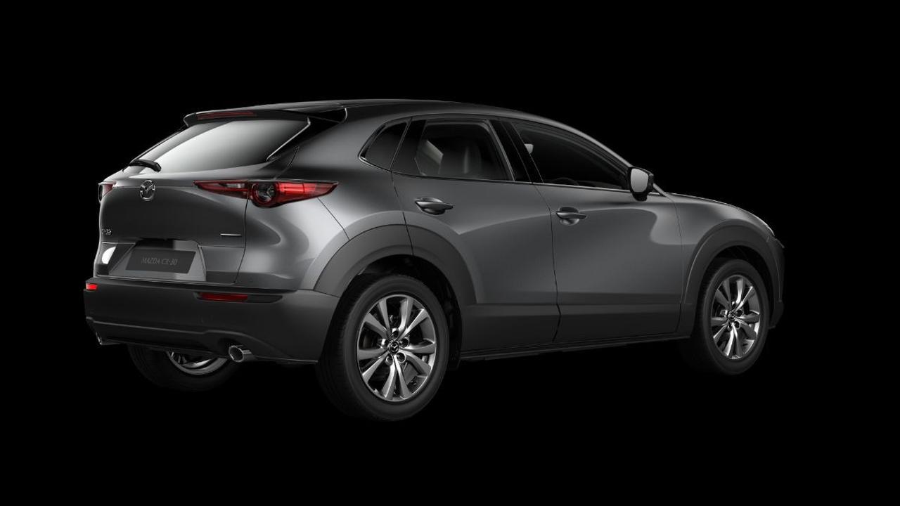 Mesin SKYACTIV-G 1.5L digunakan dalam Varian 1.5 Sport, yang merupakan mesin terkecil di antara pilihan SUV kompak ini
