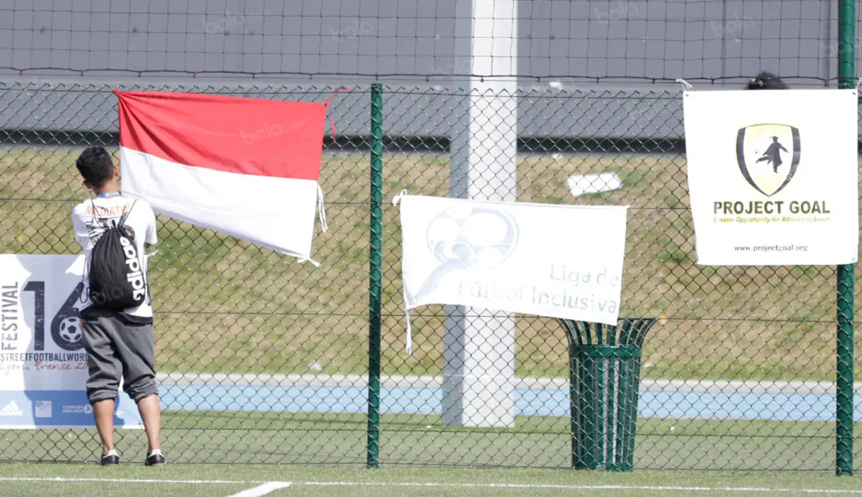 Ada perwakilan Indonesia pada turnamen yang diadakan oleh UEFA ini untuk memeriahkan Piala Eropa 2016. (Bola.com/Vitalis Yogi Trisna)