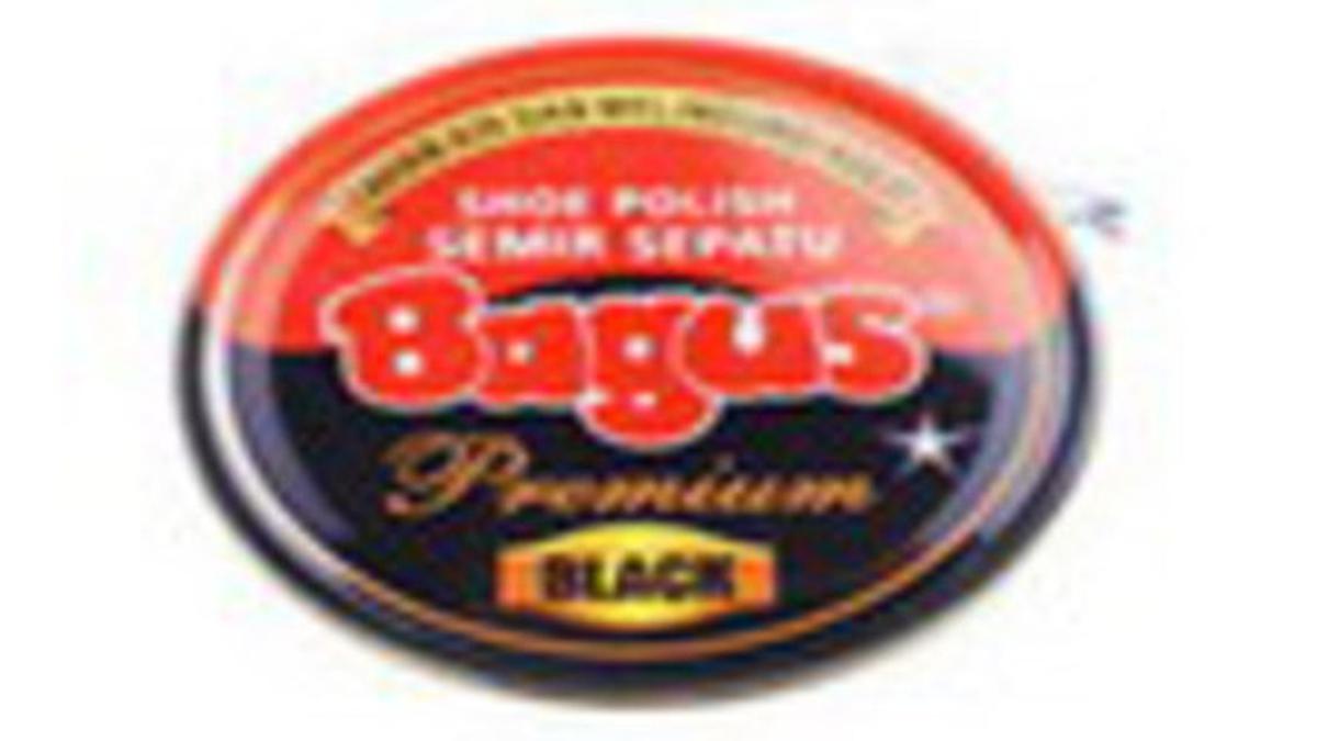 BAGUS Shoe Polish & Brush Lifestyle