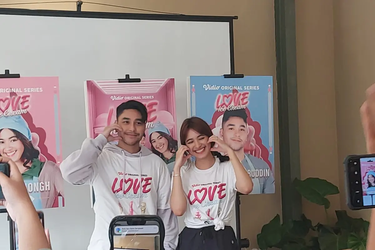 Krisjiana Baharudin dan Mawar De Jongh bermain serial Love Ice Cream yang tayang di Vidio
