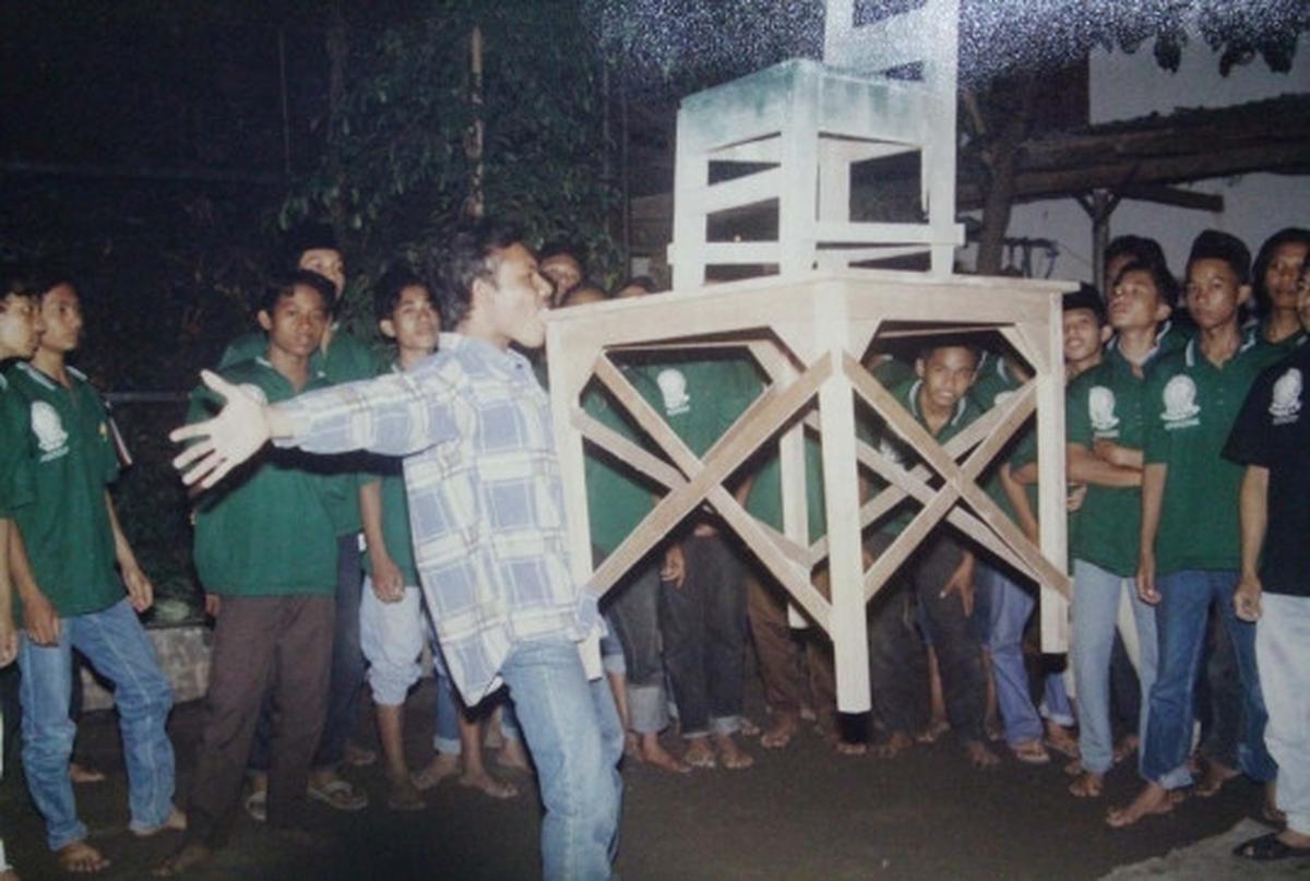 Mengintip prosesi santri di Kediri belajar ilmu kebal