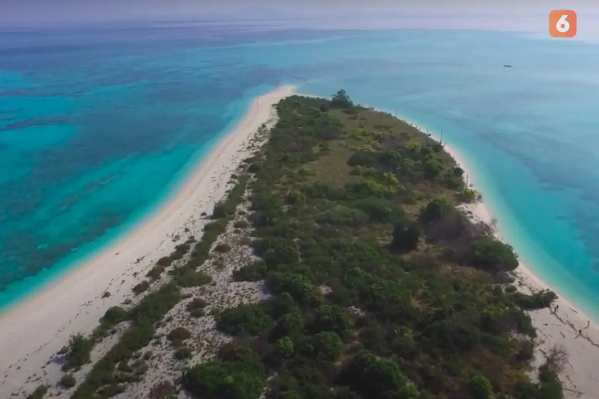 Pulau Lantigiang di Kabupaten Kepulauan Selayar dijual warga seharga Rp900 juta (Liputan6.com/Istimewa)